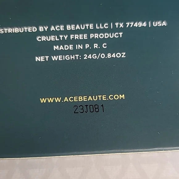 Ace Beauty Nostalgia Palette - Picture 8 of 9
